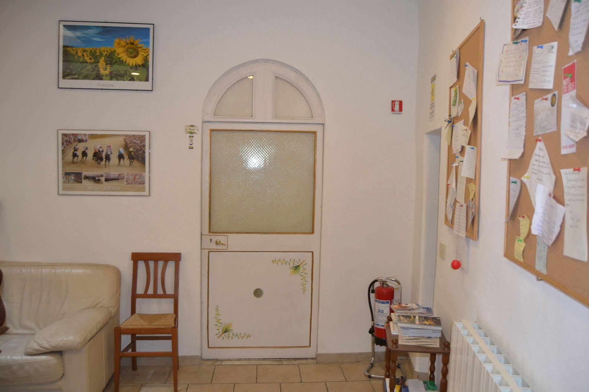 La Casa Di Antonella Otel Siena Dış mekan fotoğraf