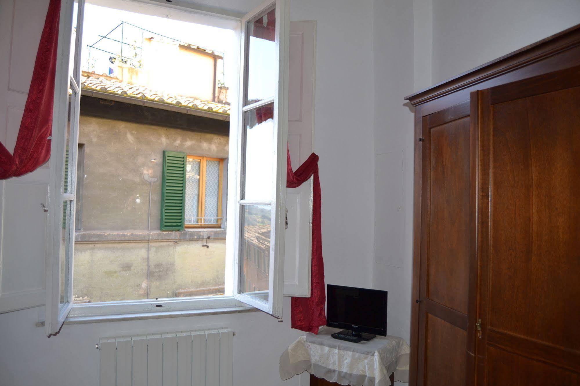La Casa Di Antonella Otel Siena Dış mekan fotoğraf